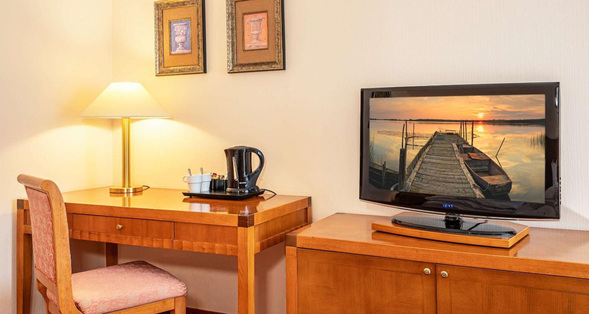 Best Western Victor'S Residenz-Hotel Rodenhof Σααρμπρύκεν Εξωτερικό φωτογραφία